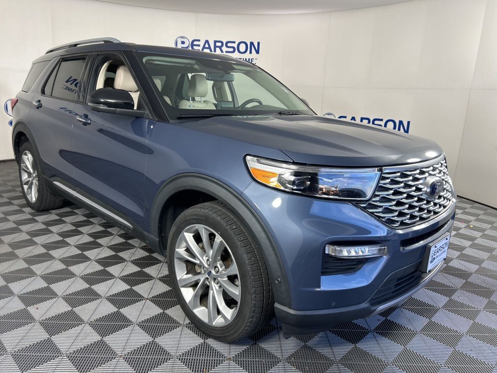 2021 Ford Explorer Platinum photo 2