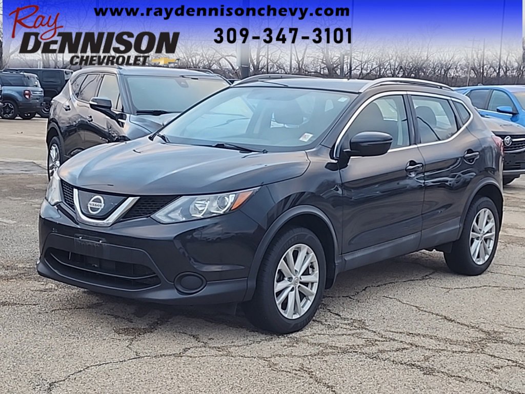 2018 Nissan Rogue Sport SV's photo