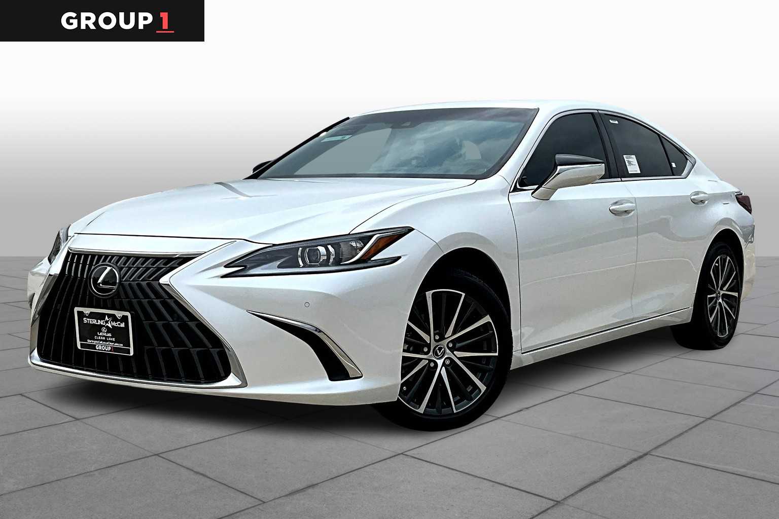 2024 Lexus ES 300h Luxury photo 2