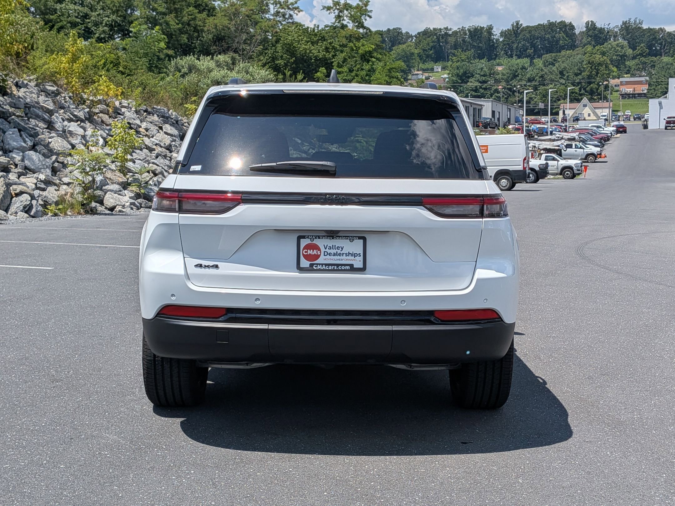 2025 Jeep Grand Cherokee Altitude X photo 3