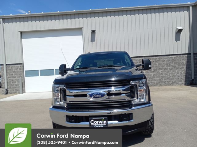 Used 2017 Gray Ford XLT image 8