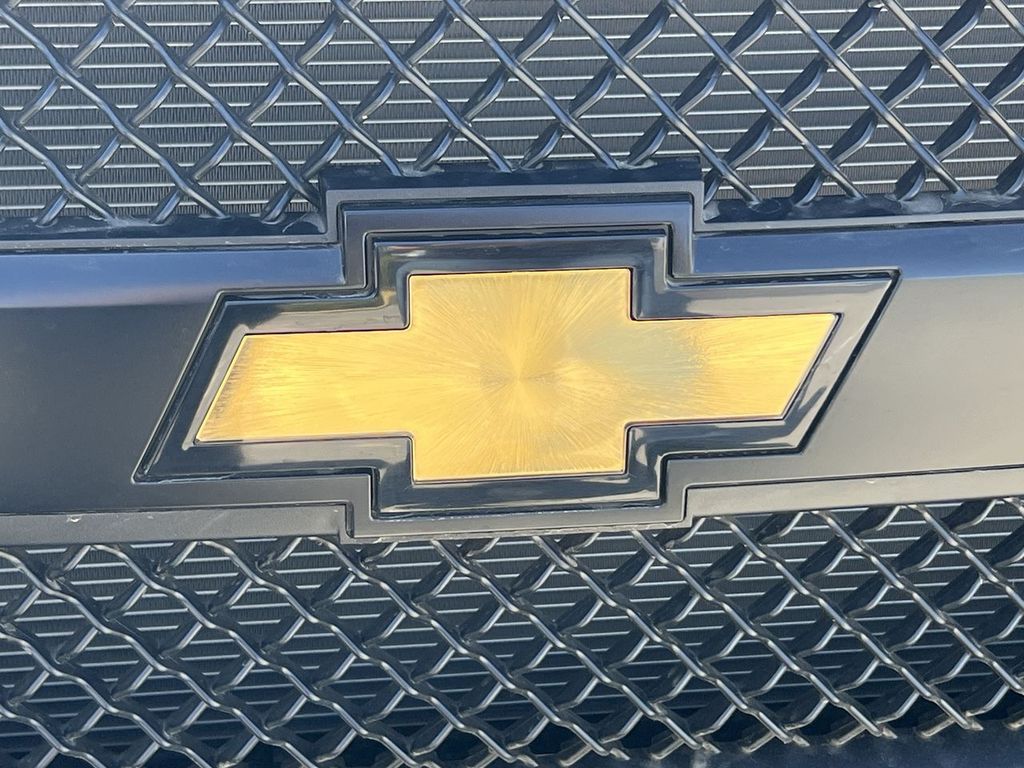 2025 Chevrolet Express Cargo 2500 photo 27