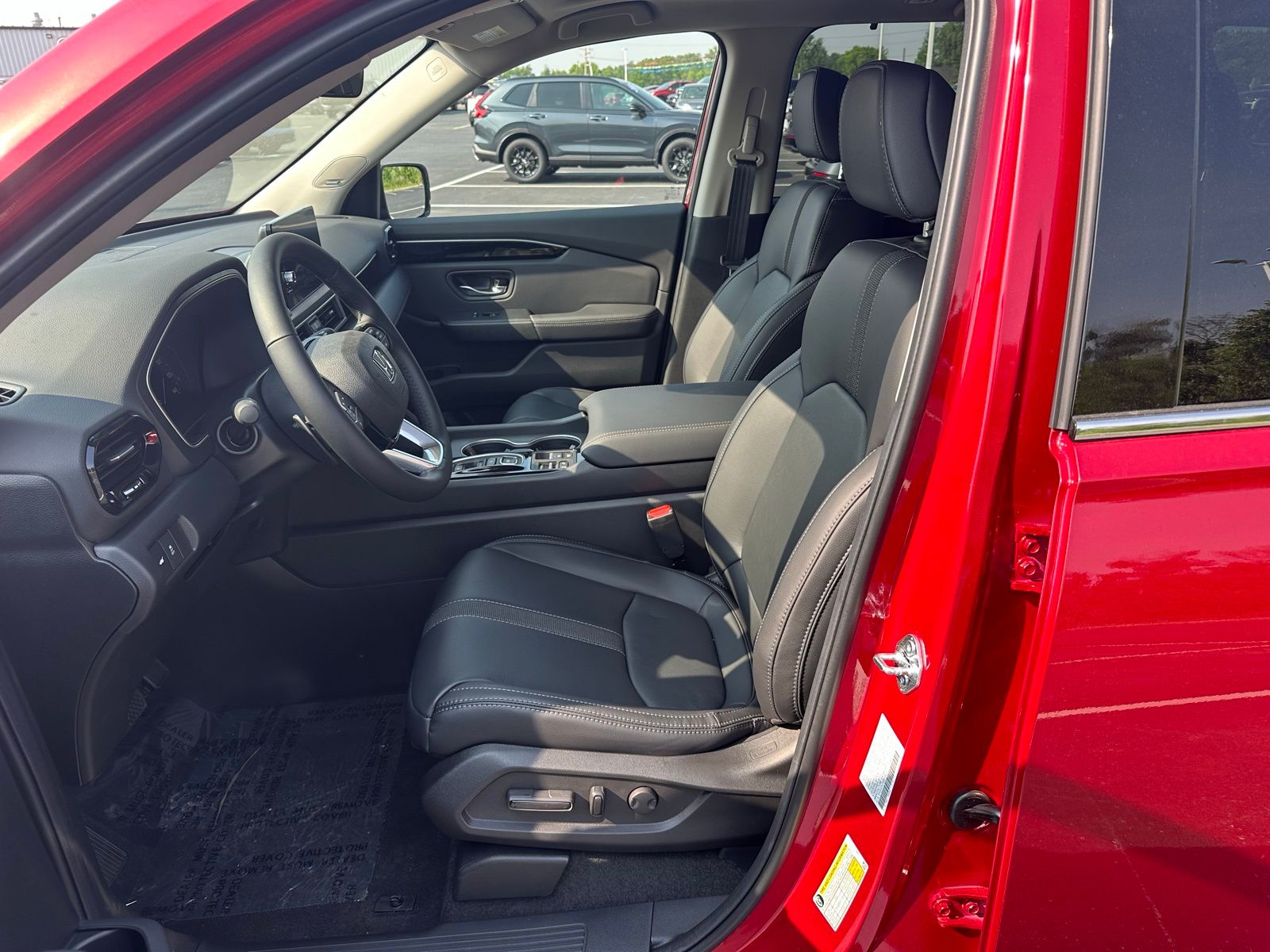 2025 Honda Pilot Touring photo 11