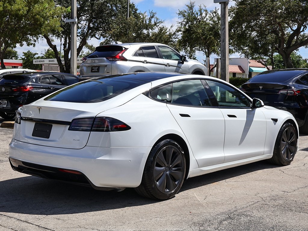 2022 Tesla Model S photo 5