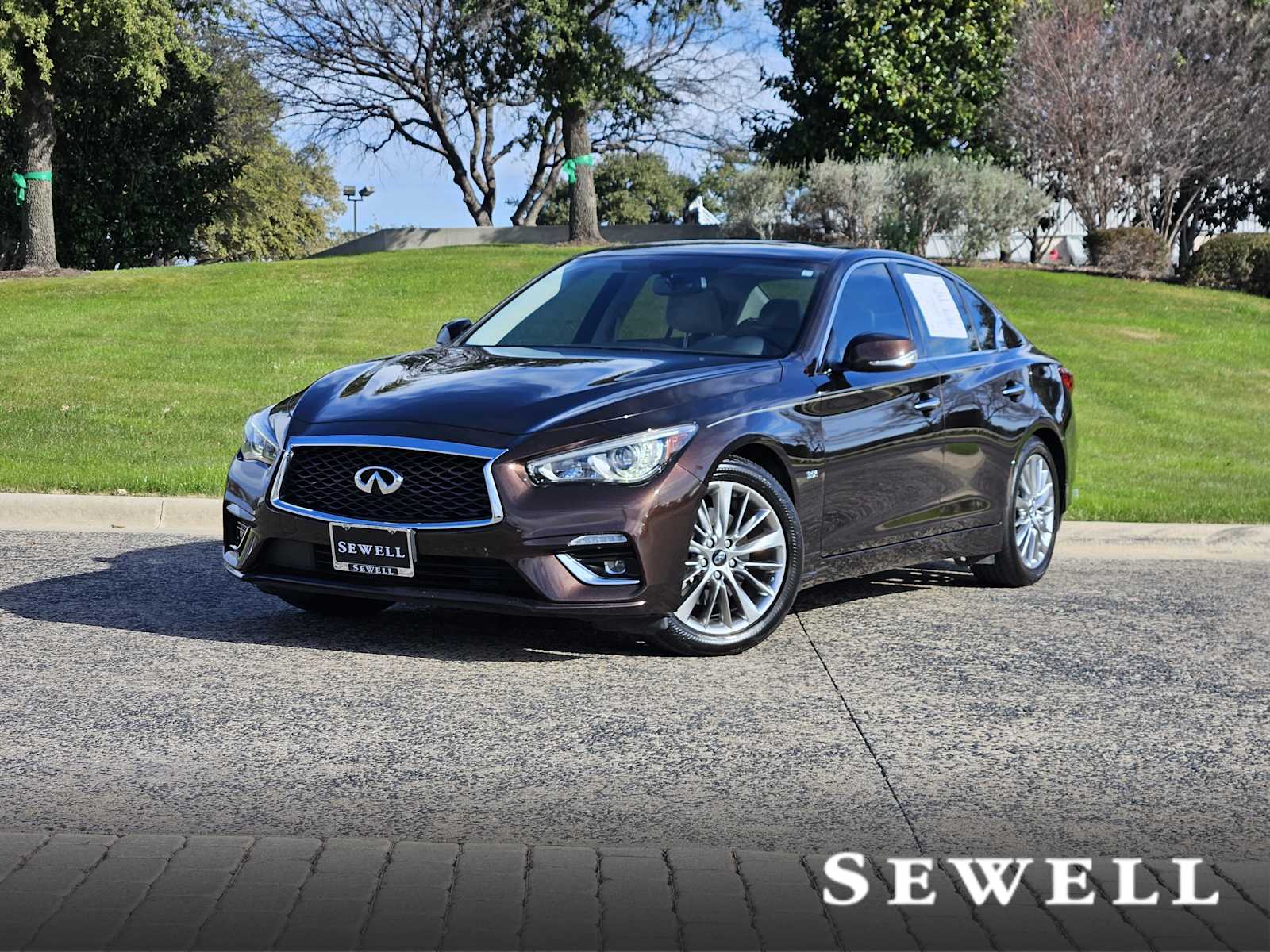 2019 INFINITI Q50 LUXE