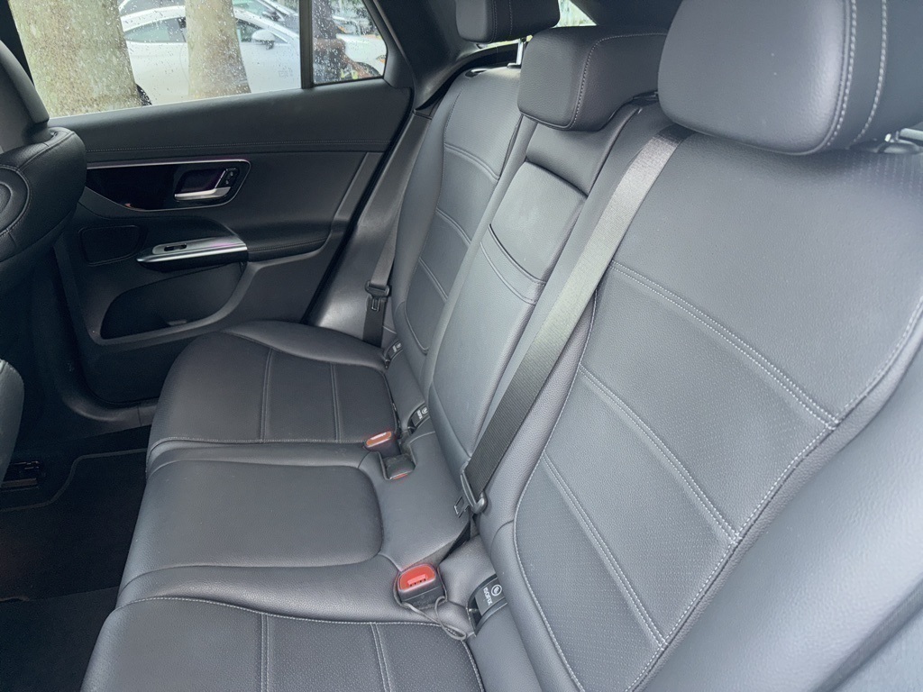 2024 Mercedes Benz GLC 300 4MATIC photo 6