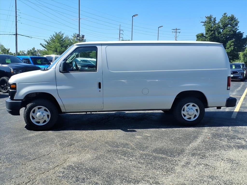 2013 Ford E-150 photo 26