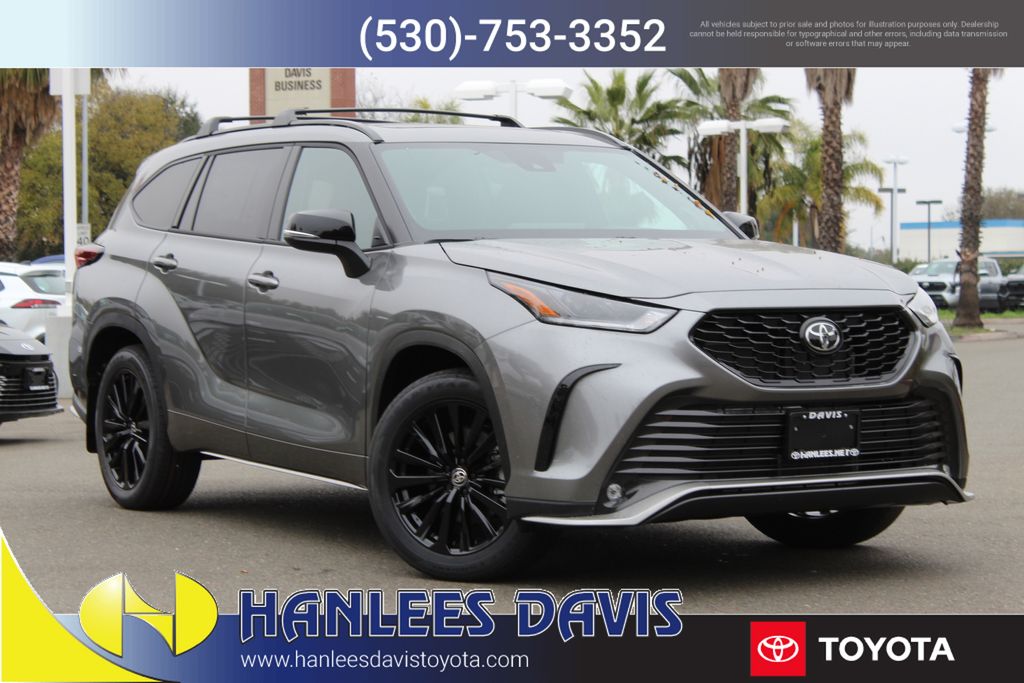 2026 Toyota Highlander XSE's photo