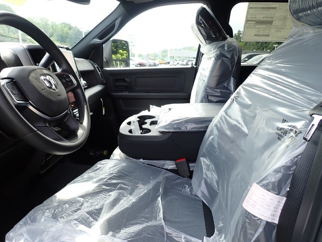 2025 Ram 2500 Tradesman photo 12