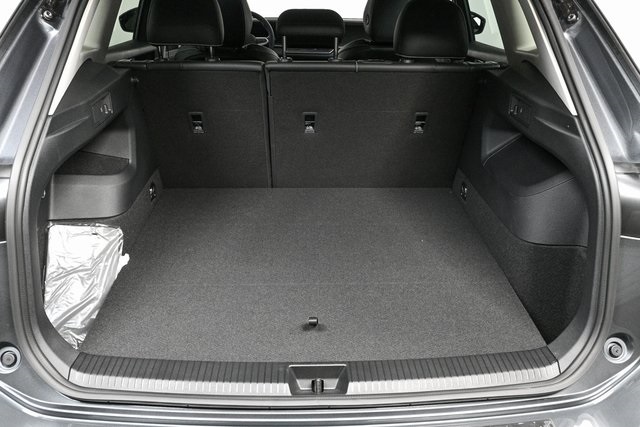 2025 Volkswagen Tiguan SE photo 24