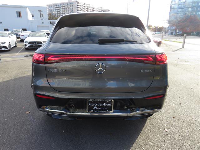 2023 Mercedes Benz EQS SUV 580 4MATIC photo 3