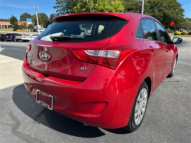 2017 Hyundai Elantra GT Base photo 3