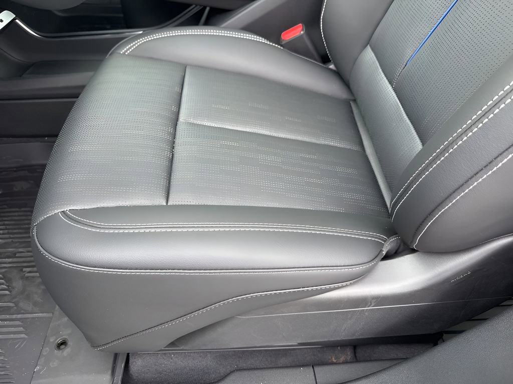 2025 Cadillac Lyriq Sport photo 14