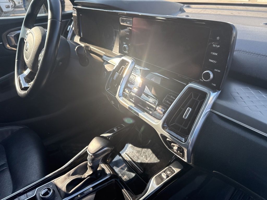 2021 Kia Sorento SX photo 22