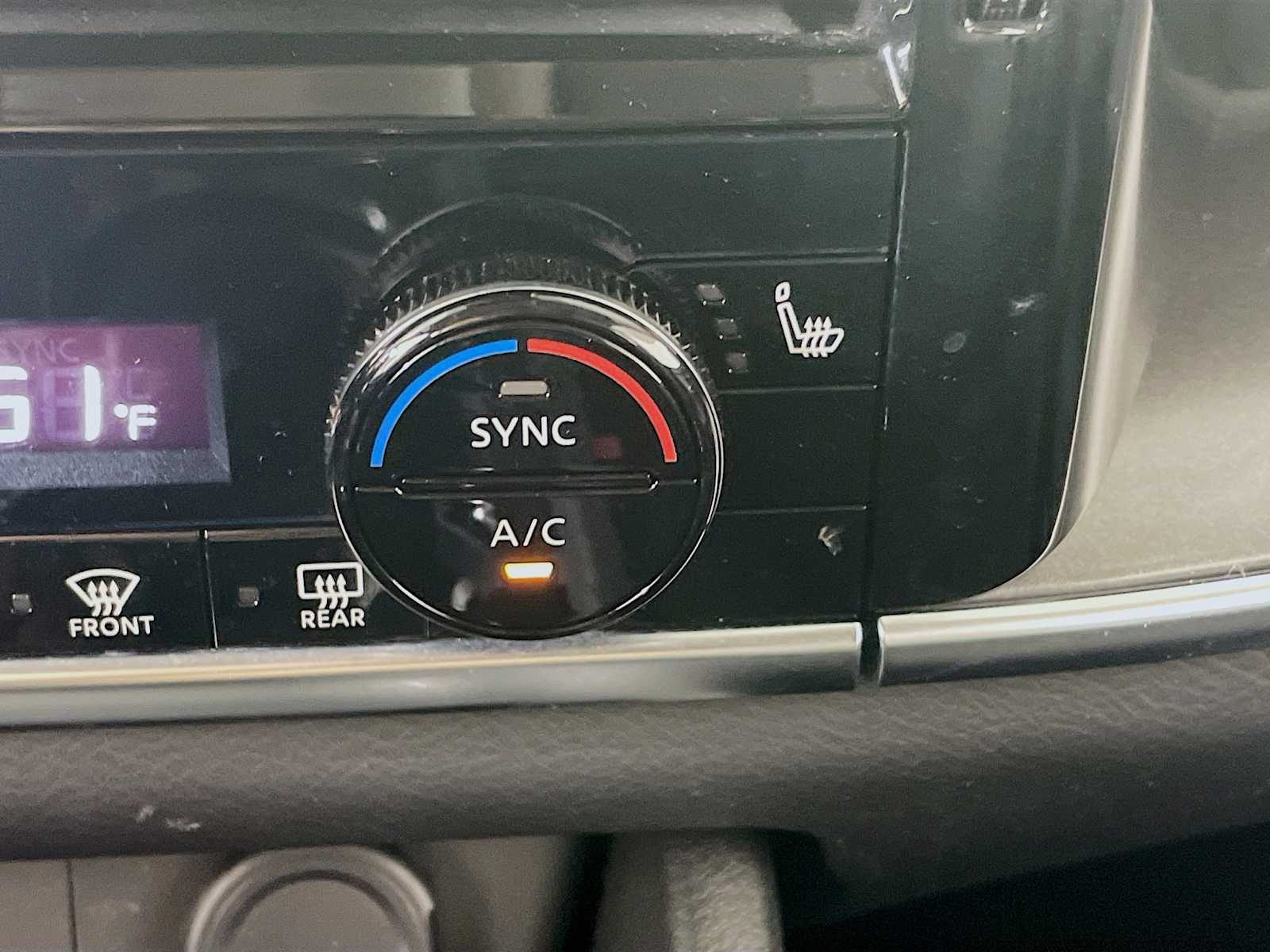 2021 Nissan Rogue SV photo 16