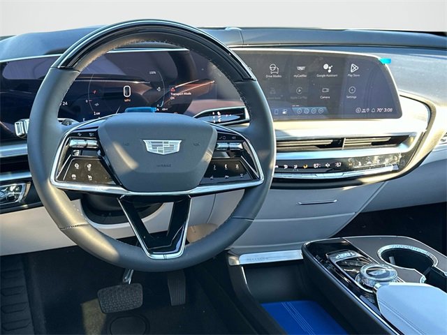 2026 Cadillac Lyriq Sport photo 2