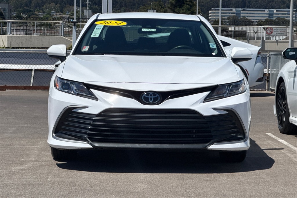 2024 Toyota Camry LE photo 9