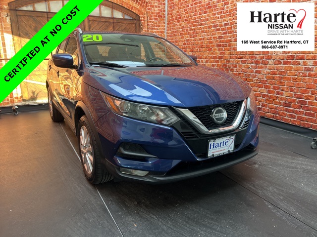 2020 Nissan Rogue Sport SV's photo