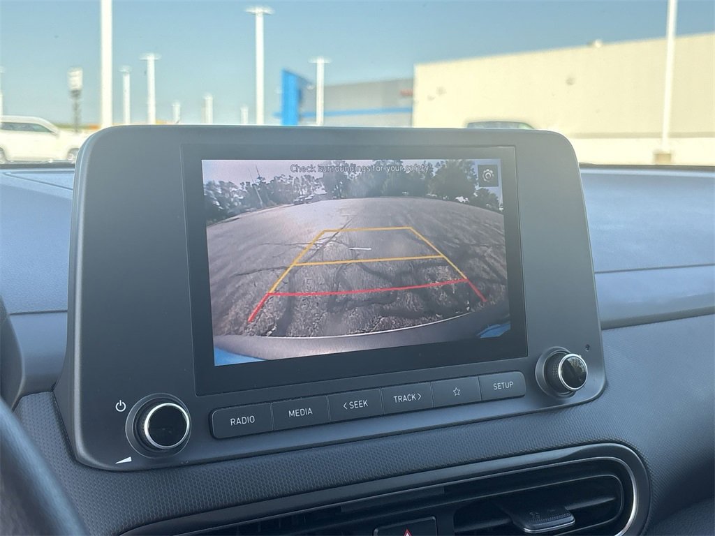 2022 Hyundai Kona SEL photo 22