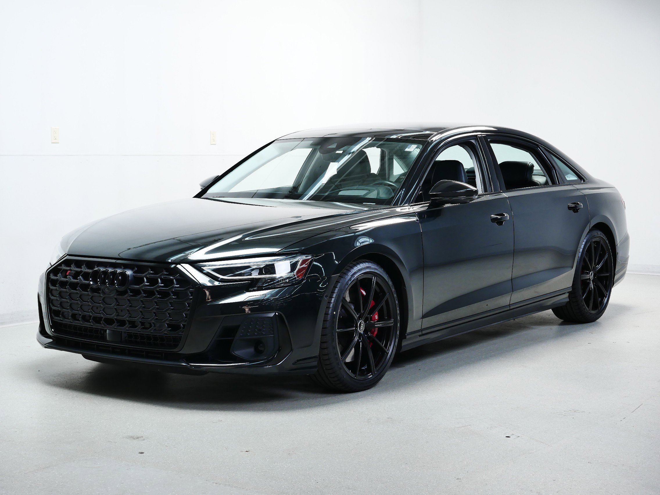 2022 Audi S8 4.0T Quattro photo 7