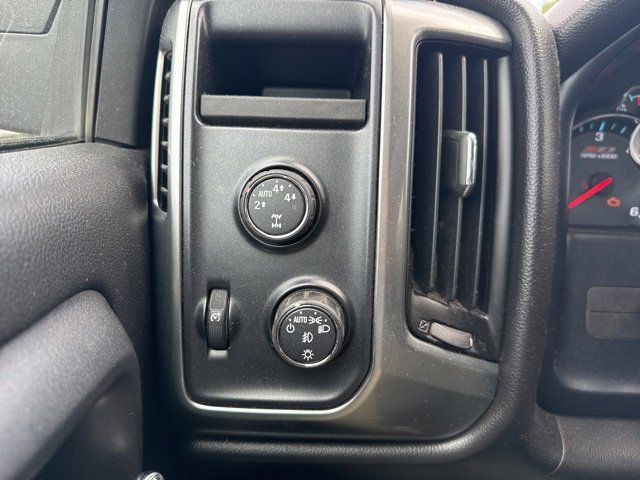 2014 Chevrolet Silverado 1500 LT photo 13