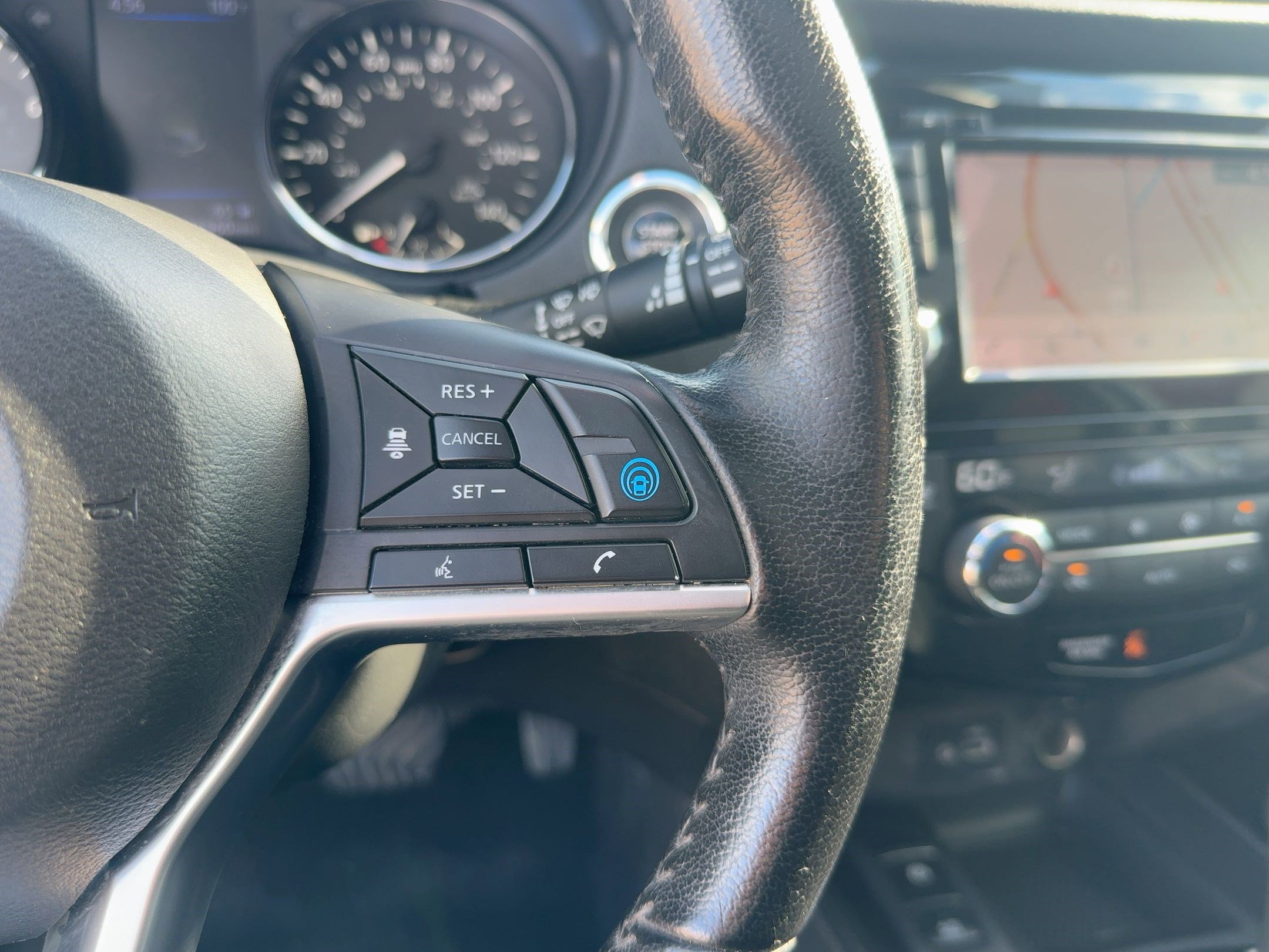 2020 Nissan Rogue Sport SL photo 28