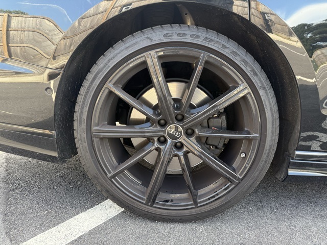 2022 Audi S8 4.0T Quattro photo 11