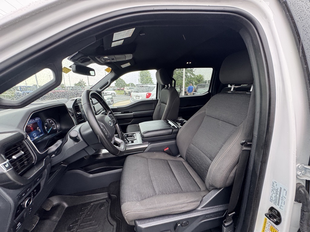 2023 Ford F-150 XLT photo 10
