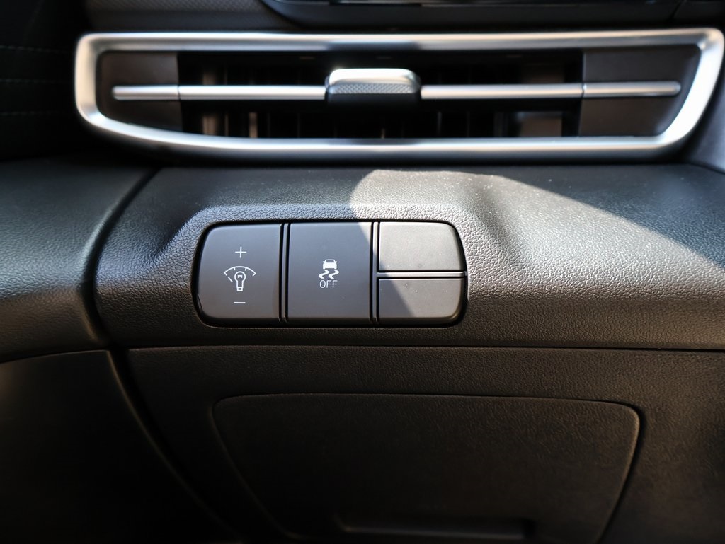 2024 Hyundai Elantra SEL photo 28