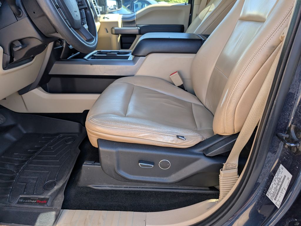 2019 Ford F-250 XLT photo 9
