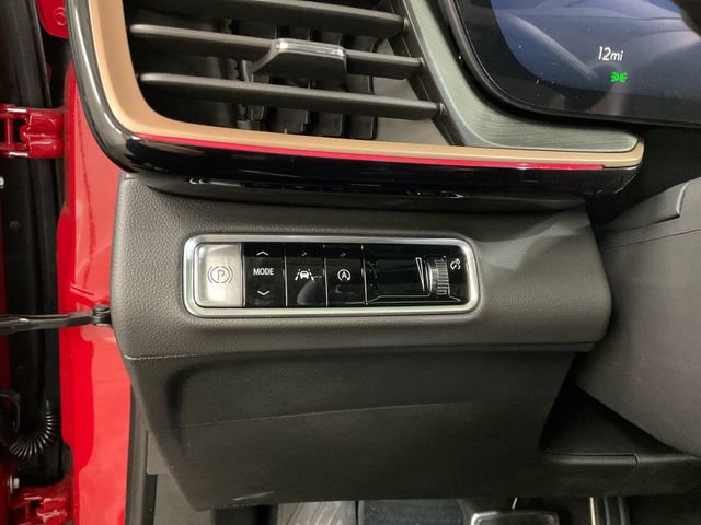 2025 Buick Envision Sport Touring photo 17
