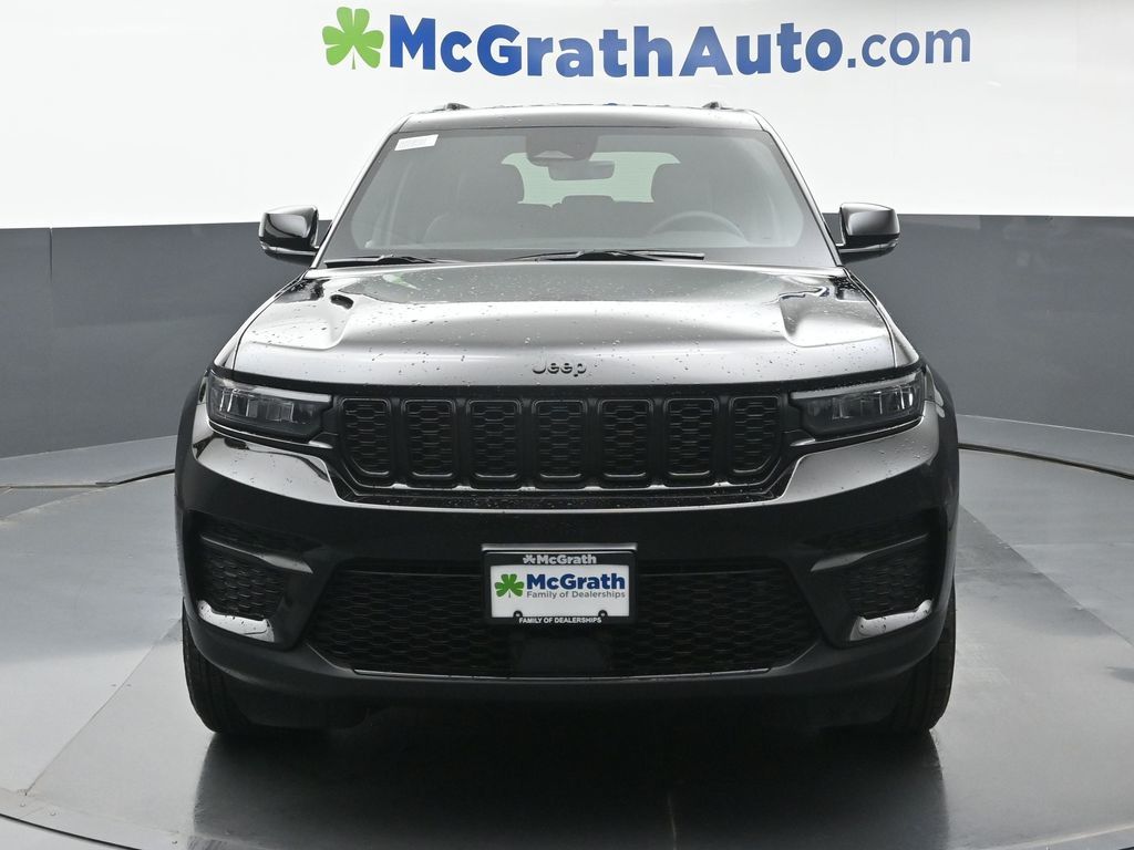 2025 Jeep Grand Cherokee Altitude X photo 3