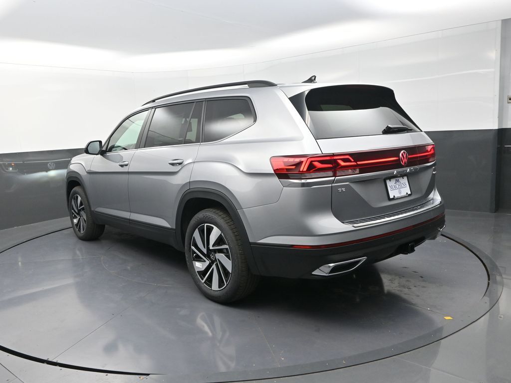 2026 Volkswagen Atlas SE Technology photo 4