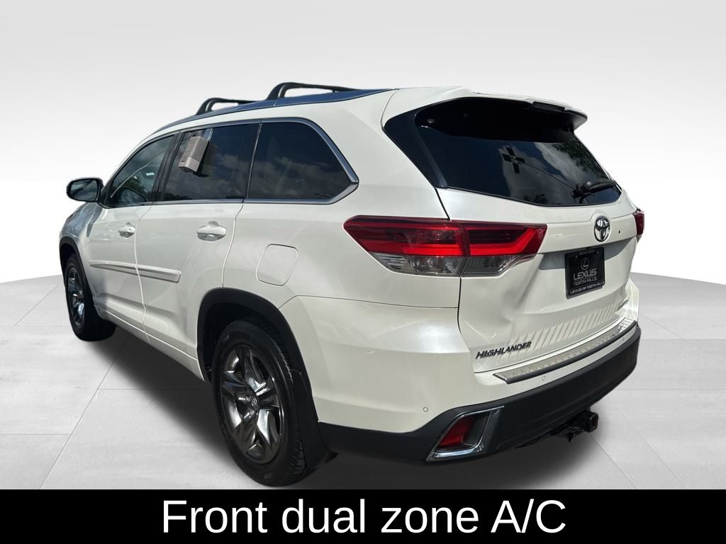 2019 Toyota Highlander Limited Platinum photo 6
