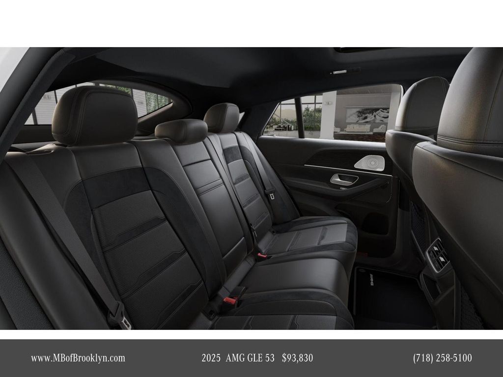 2025 Mercedes Benz GLE 53 AMG photo 4