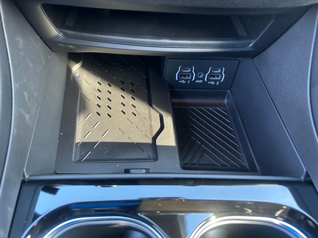 2025 Chrysler Pacifica Limited photo 16