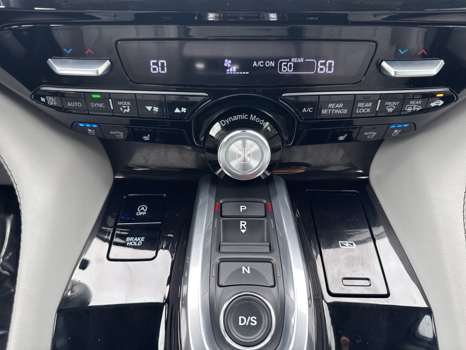 2023 Acura MDX Advance SH-AWD photo 24