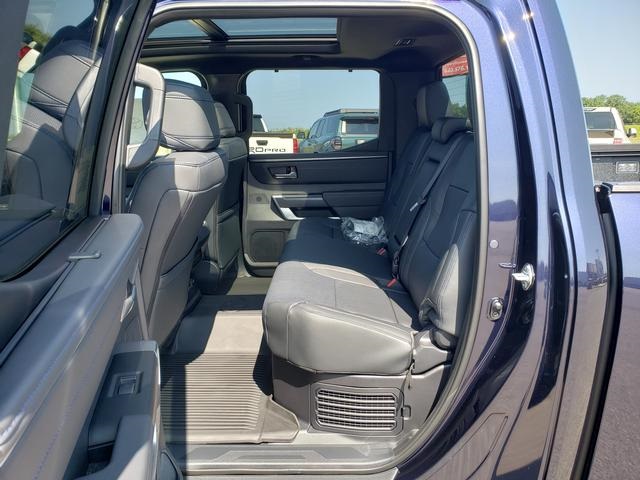 2025 Toyota Tundra Platinum CrewMax photo 9