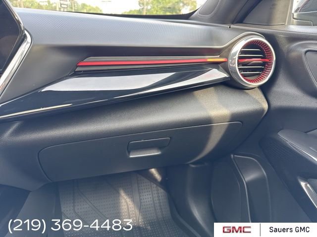 2024 Chevrolet Trax photo 17