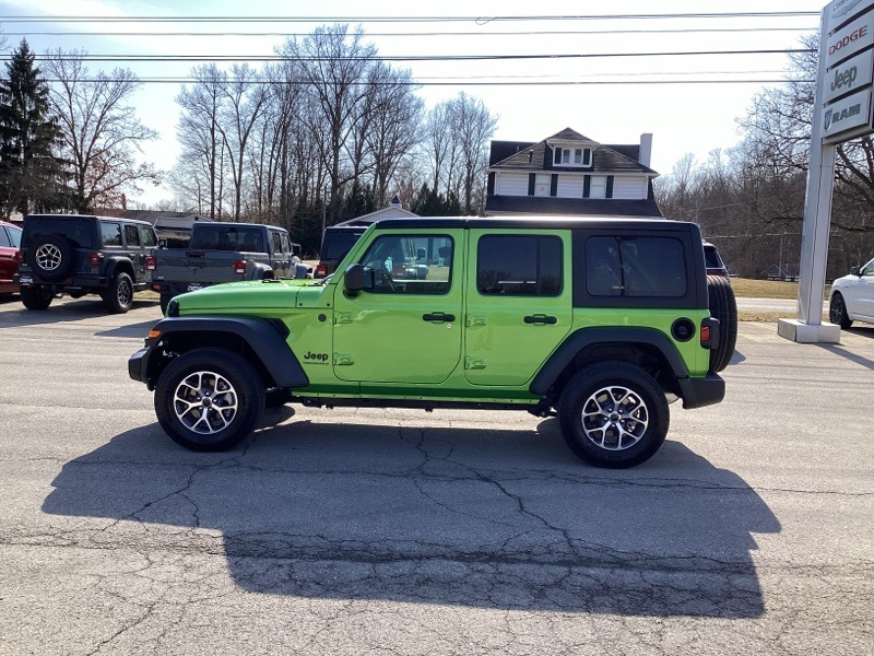 2025 Jeep Wrangler Sport S photo 3