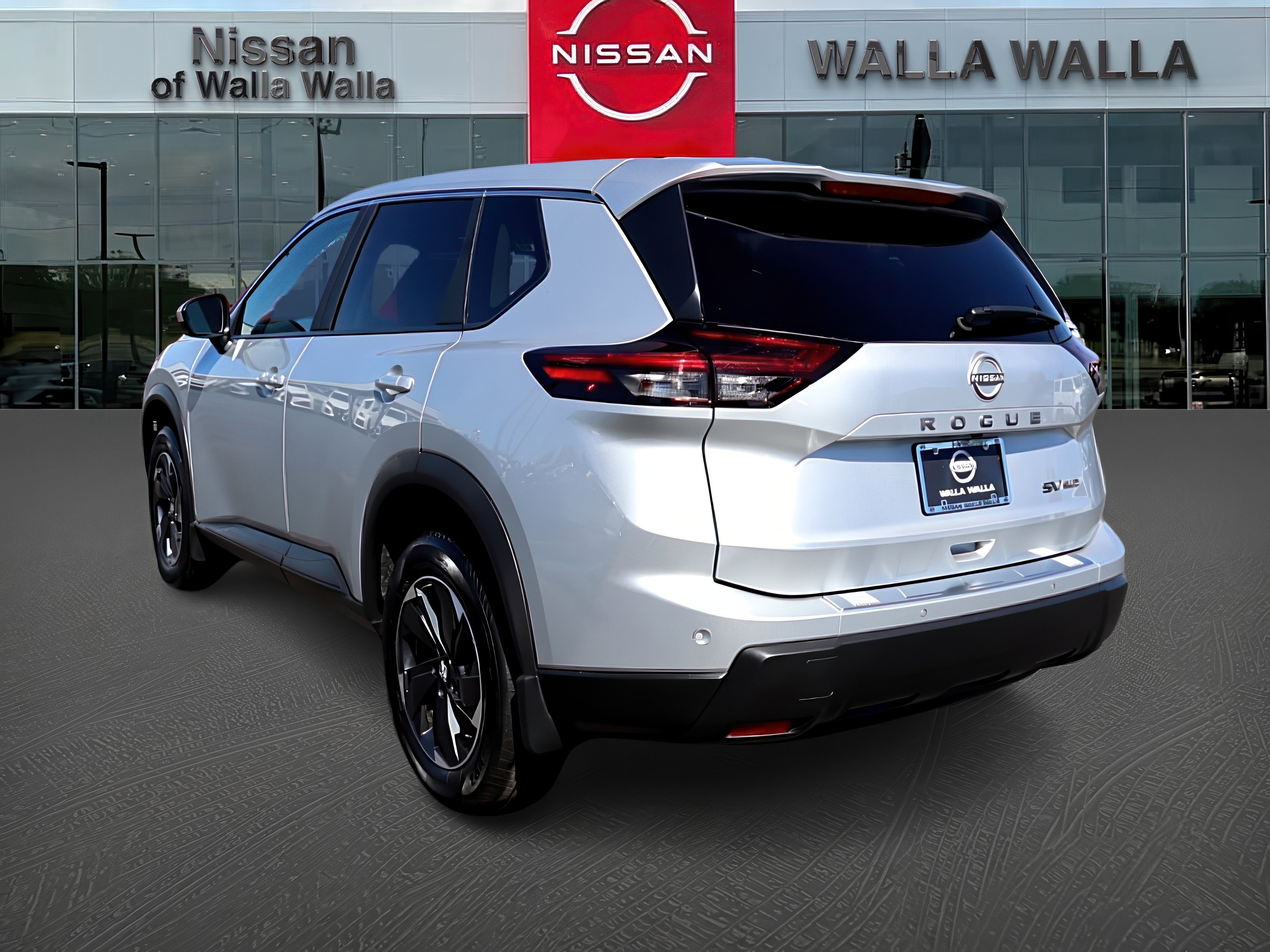 2024 Nissan Rogue SV photo 2