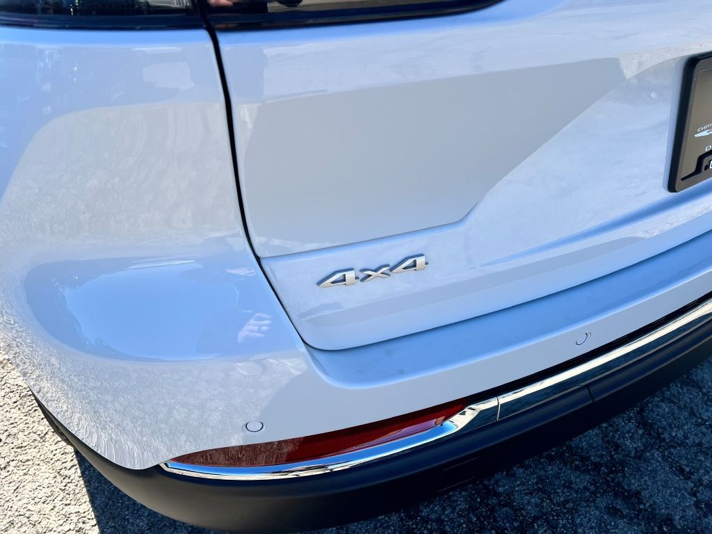 2025 Jeep Grand Cherokee Laredo X photo 4