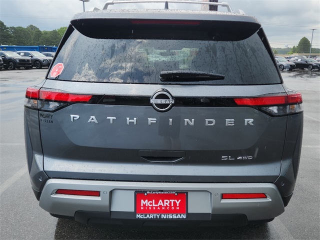 2025 Nissan Pathfinder SL photo 4