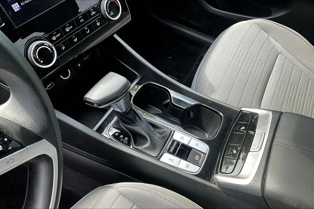 2023 Hyundai Santa Cruz SEL photo 17