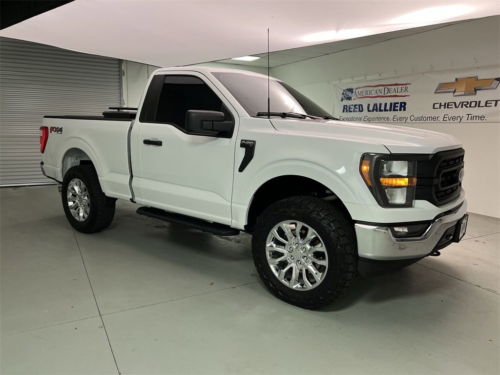 2023 Ford F-150 XL photo 2