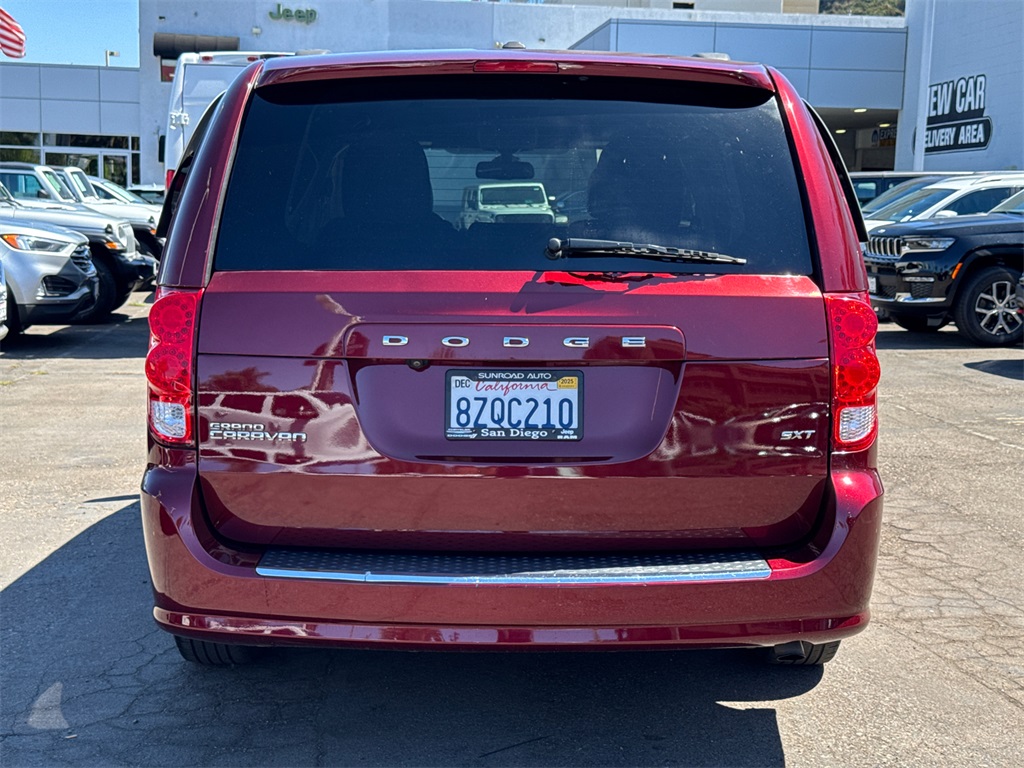 2020 Dodge Grand Caravan SXT photo 9