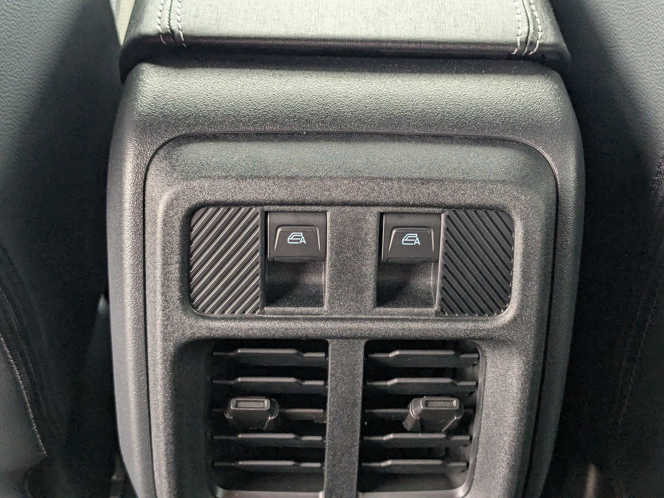 2025 Ford Bronco Outer Banks photo 27