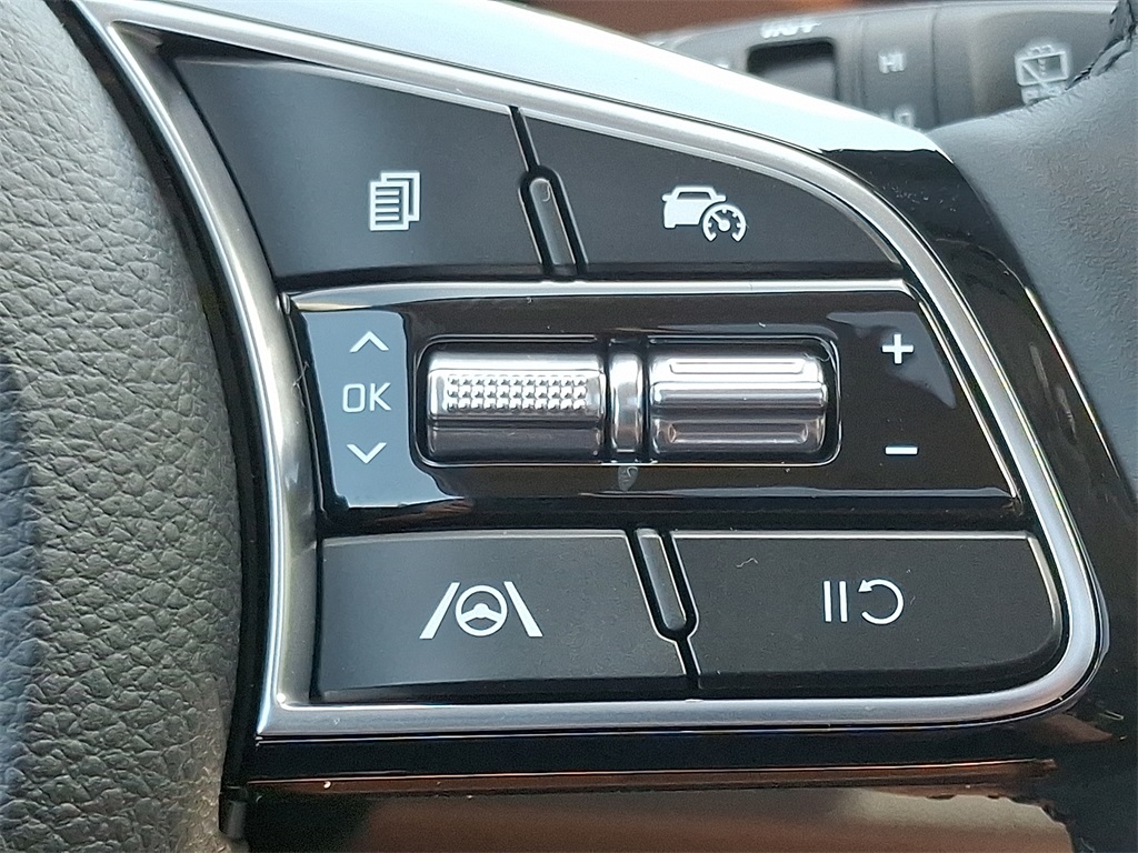 2026 Kia Seltos EX photo 19