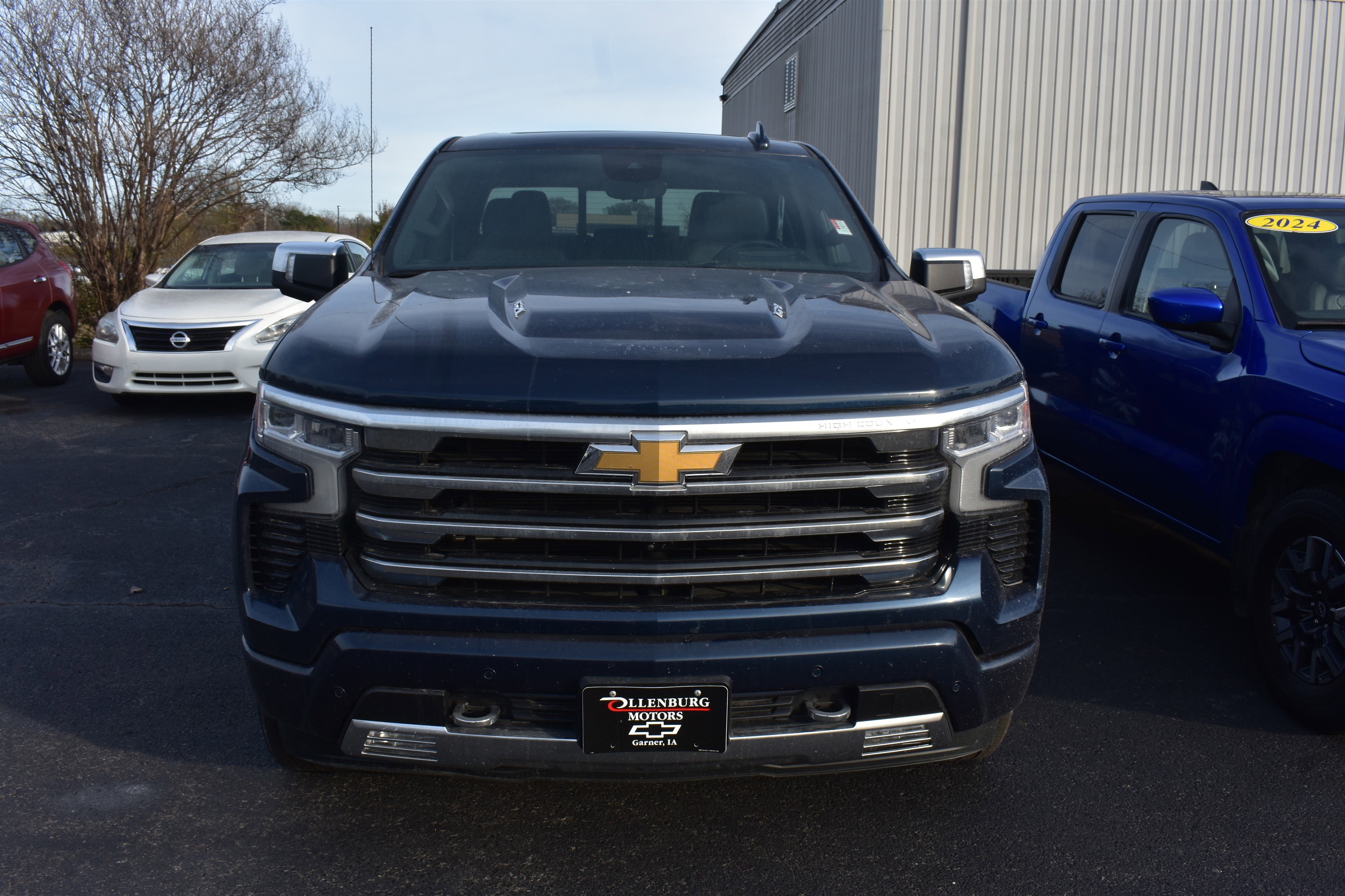 Used 2023 Chevrolet Silverado 1500 High Country with VIN 3GCUDJEL5PG101653 for sale in Little Rock