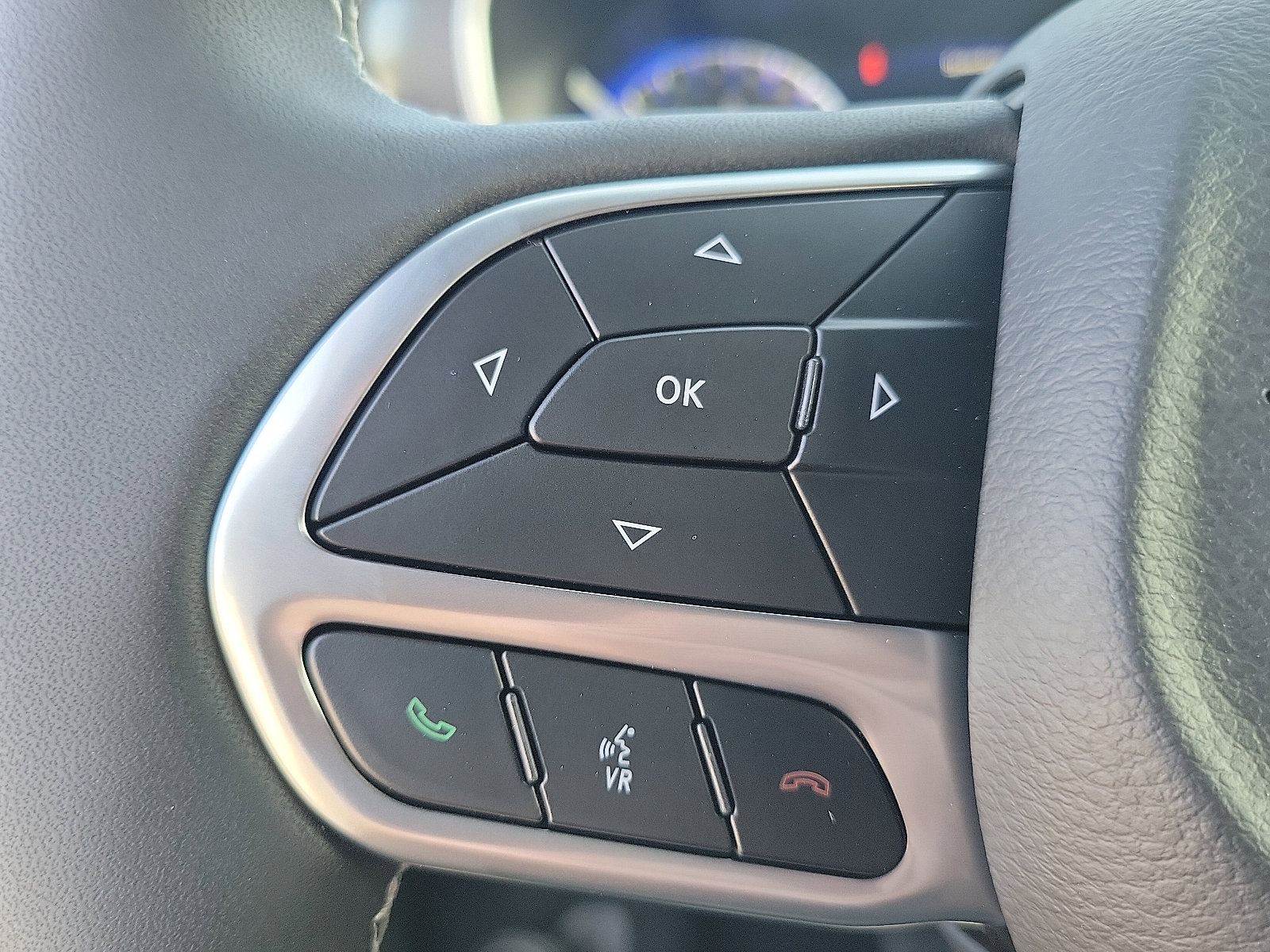 2026 Chrysler Pacifica photo 4